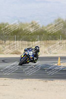 media/Jan-15-2026-Racers Edge (Thu) [[dfebeb70ab]]/2-A Group/Session 5 Turn 2/